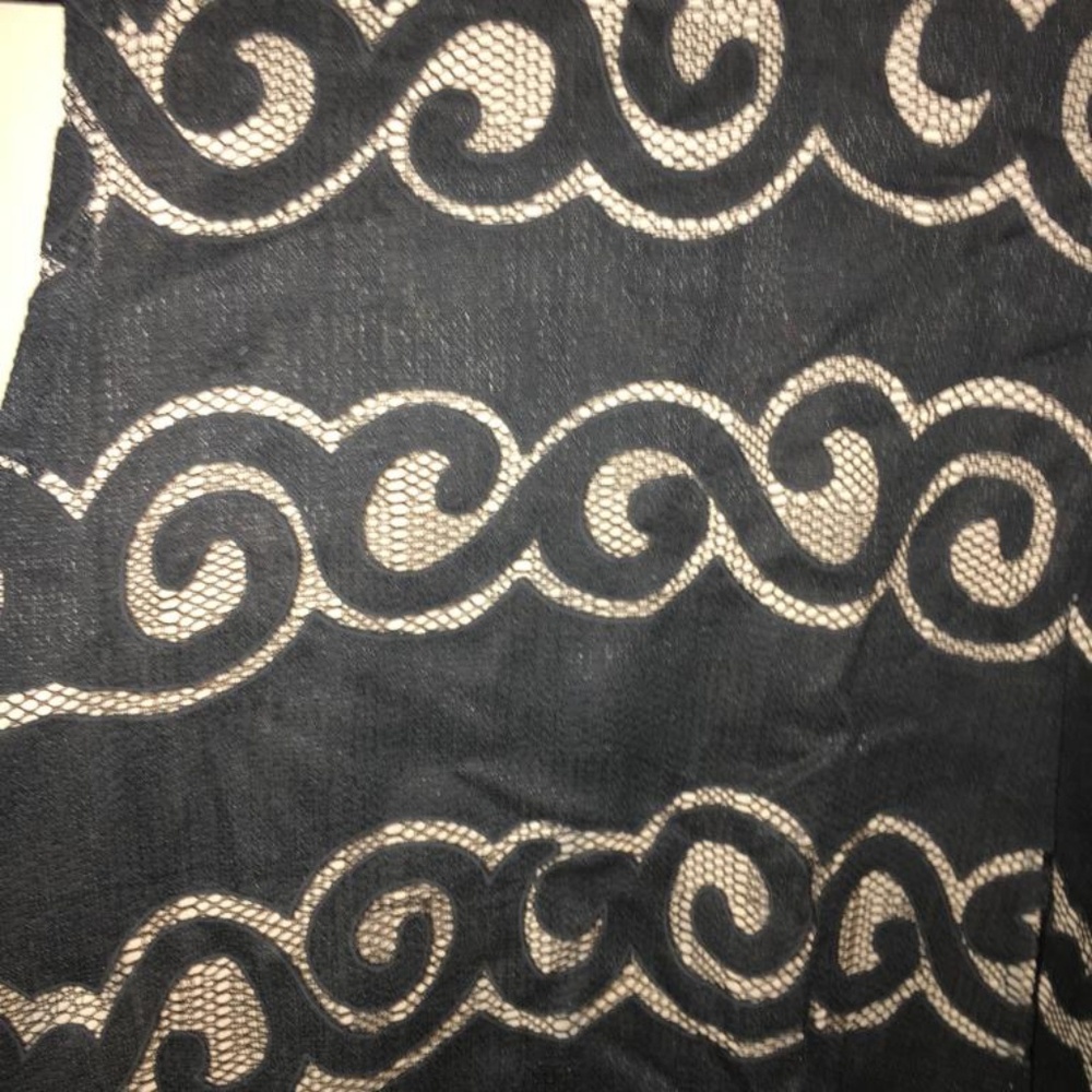 Dress - Picture 3 of 3